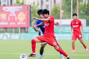 中乙第二十六轮,上海海港富盛经开队主场2-1深圳二零二八队