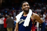 美记:若骑士米切尔今夏不续约热火将是主要追求者 热火也想争冠