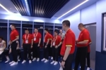 给老叔送一句话想说什么?郭艾伦:早点睡吧 多吃饭 不要太紧张