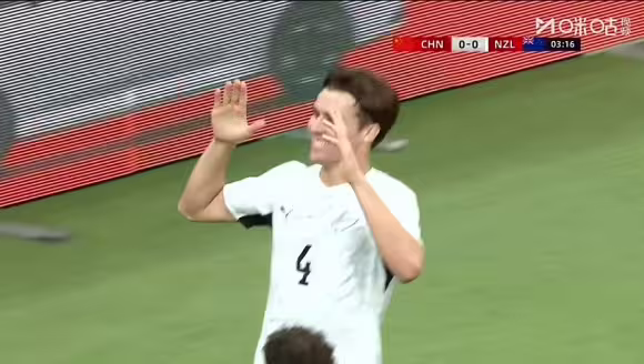 新西兰反越位成功传中+包抄破门,国足0-1落后